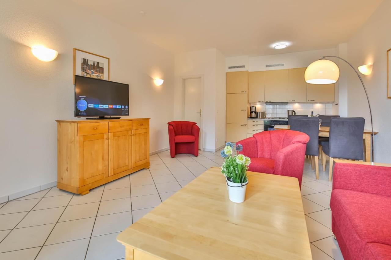 Apartment Diana Mit Terrasse Zempin Esterno foto